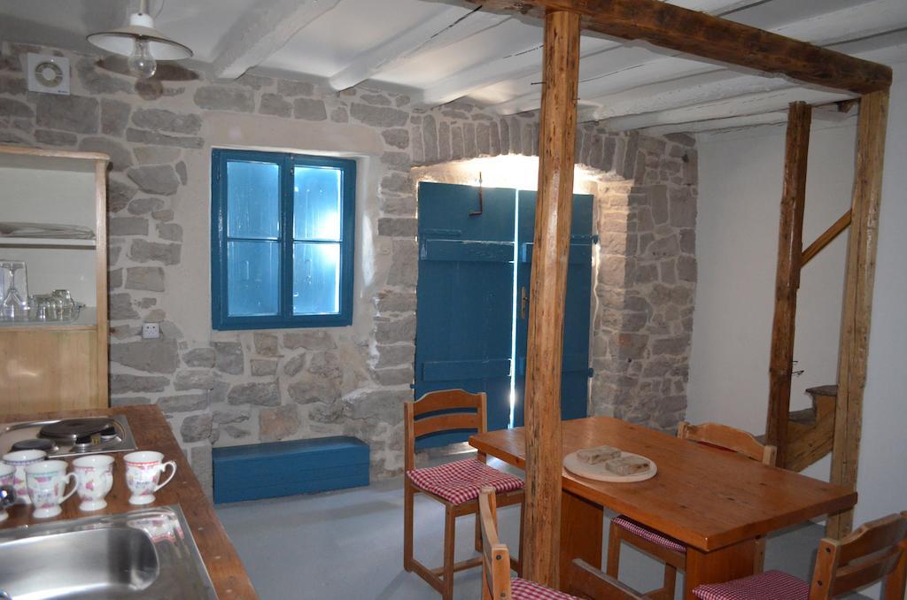 Holiday Home Tonci Vodice Quarto foto